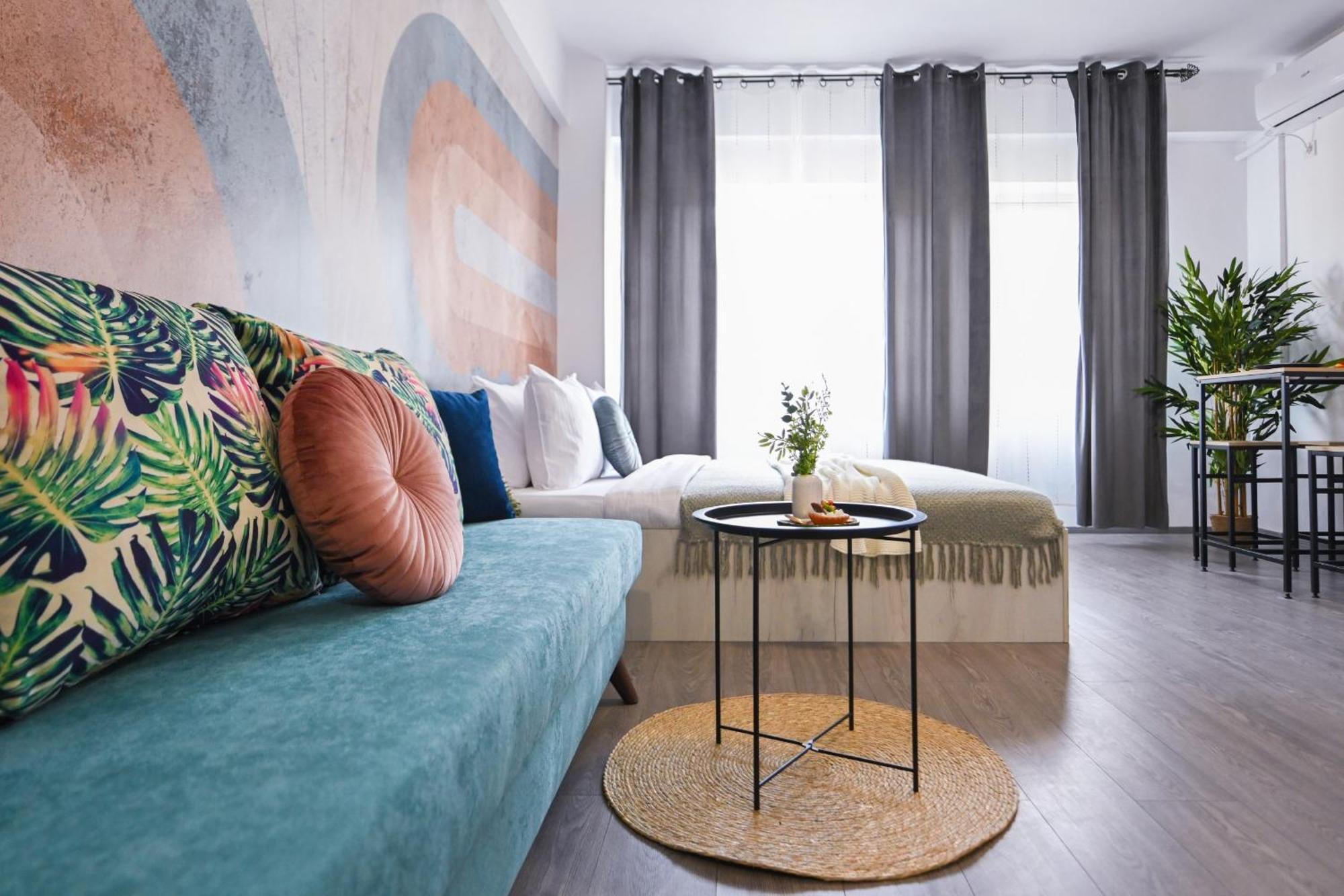 בוקרשט Old Town Charm - Modern & Comfortable Accommodation In The Heart Of The City מראה חיצוני תמונה