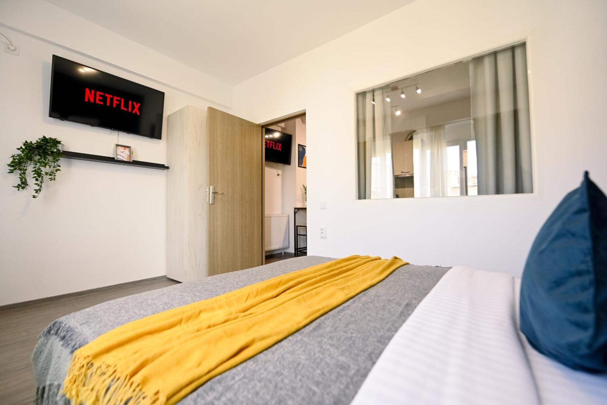 בוקרשט Old Town Charm - Modern & Comfortable Accommodation In The Heart Of The City מראה חיצוני תמונה